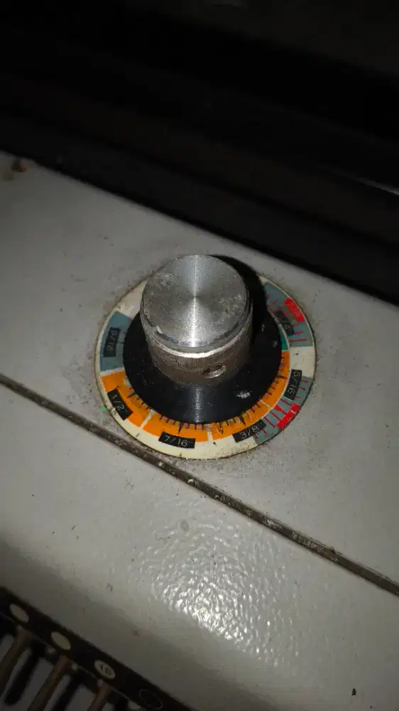 Alat mesin spiral kawat binding