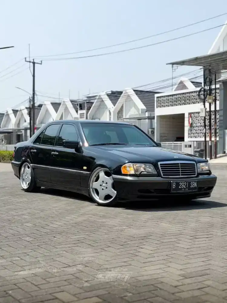 MERCY C 230 Thn 1999
ANTIK TERAWAT!
KM 127rb