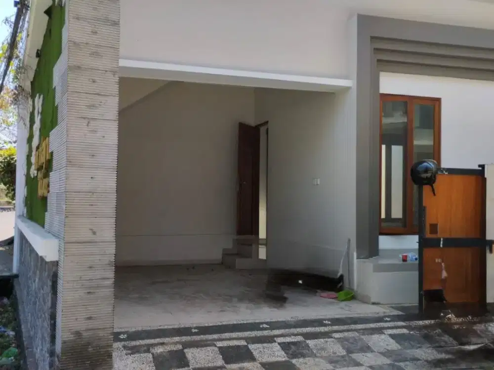 RUMAH BARU, 2 LANTAI DIJUAL DI KESIMAN, DENPASAR TIMUR – 3 KT