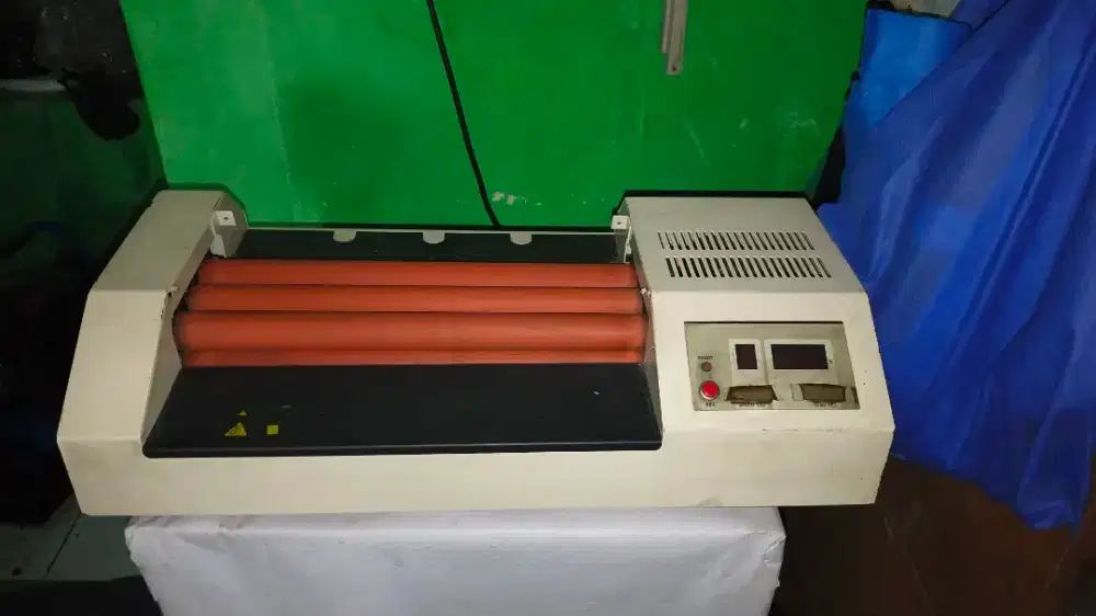 Alat mesin laminating kertas ukuran besar
