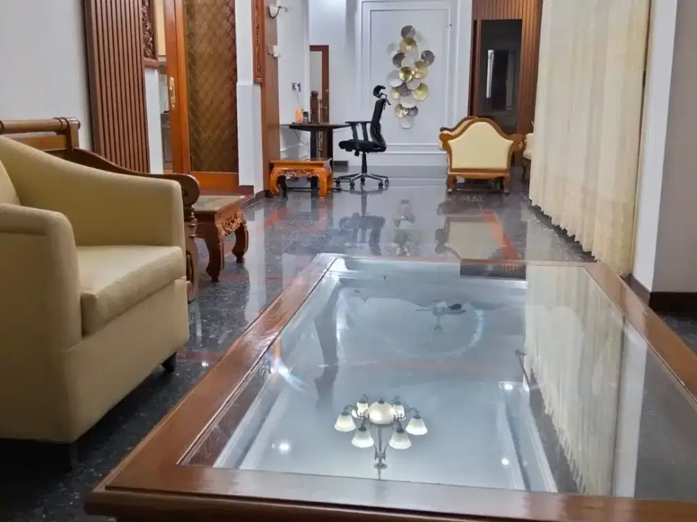Disewakan Rumah 2 Lantai Di Area Senopati Jakarta Utara