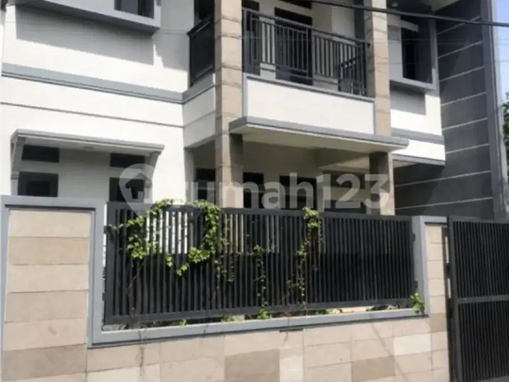 Dijual Rumah Siap Huni 2 Lantai di Turangga Bandung