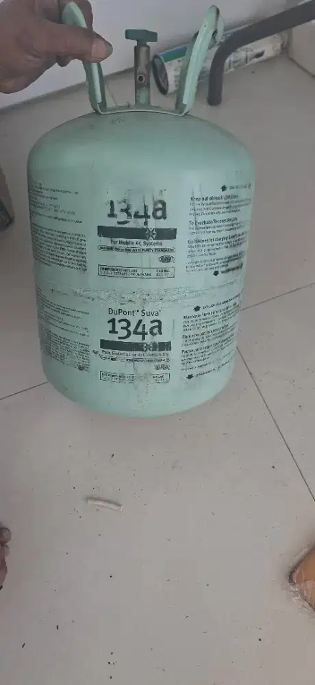 Jual Freon DuPont Suva R134a
Berat bersih: 13,62 kg / 30 lb