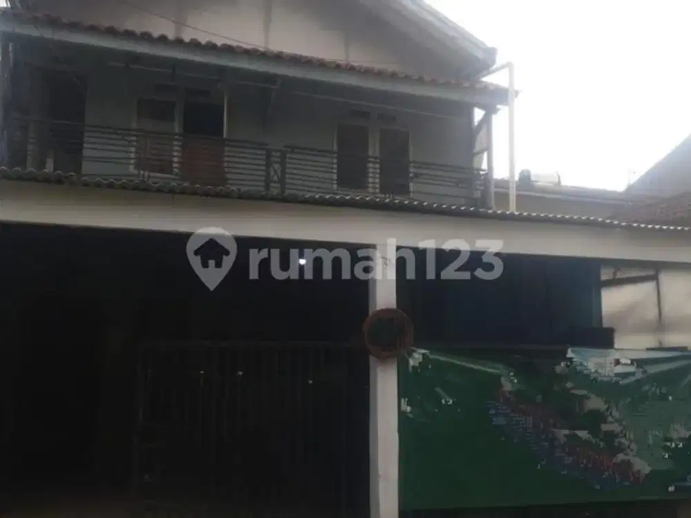 Dijual Rumah Lama Terawat di Turangga Buah Batu Bandung