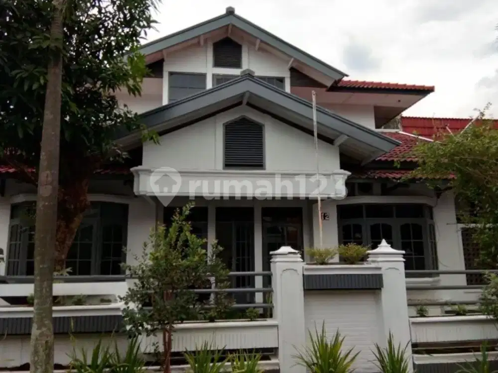 Dijual Rumah Lama Terawat di Dekat Rs Mayapada Buahbatu Soekarno Hatta Bandung