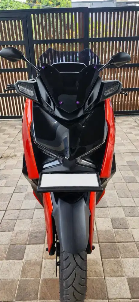 YAMAHA XMAX CONNECTED 2025