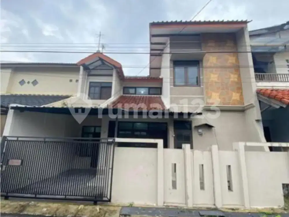 Dijual Rumah Terawat Siap Huni 2 Lantai di Margahayu Raya Bandung