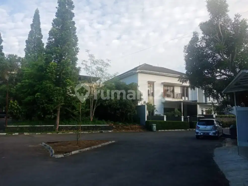 Dijual Rumah Bagus 2 Lantai Siap Huni di Komplek Setra Regency Gegerkalong Bandung