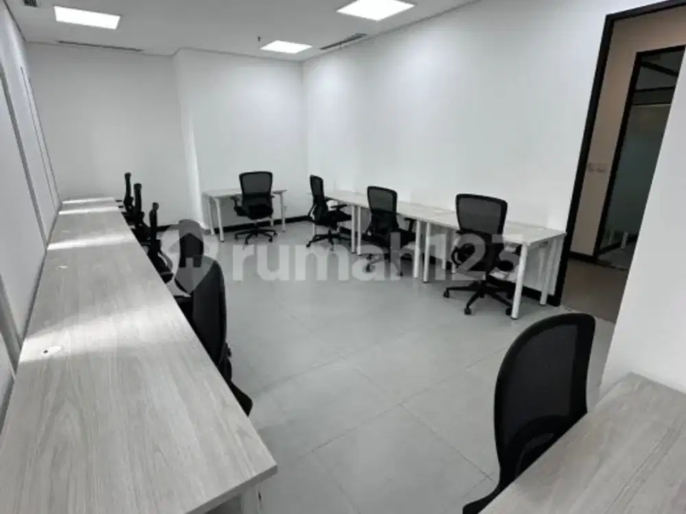 Ruang Usaha Siap Pakai Fullfurnished di Gatot Subroto Jakarta Selatan