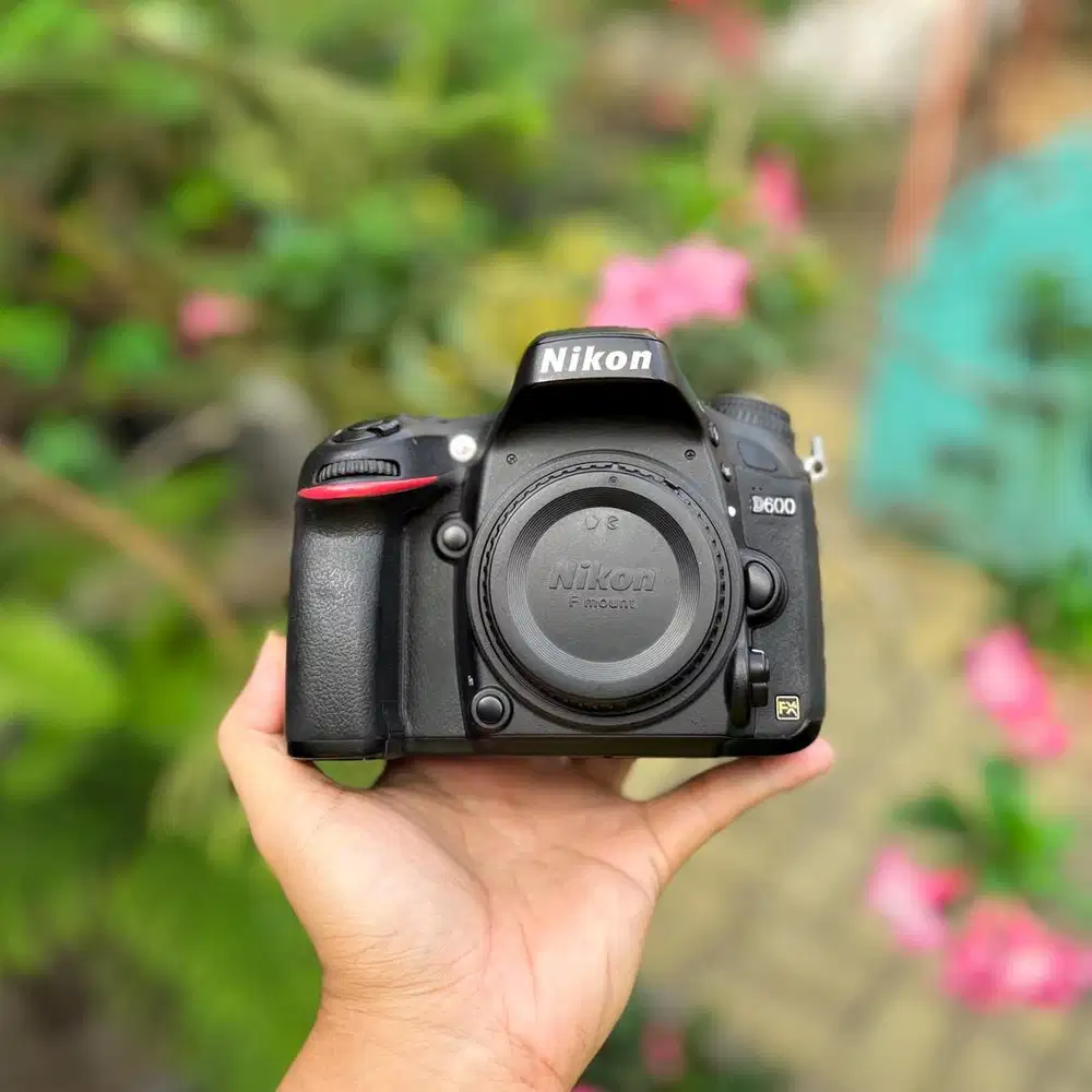 Nikon D600 DSLR Fullframe Like New