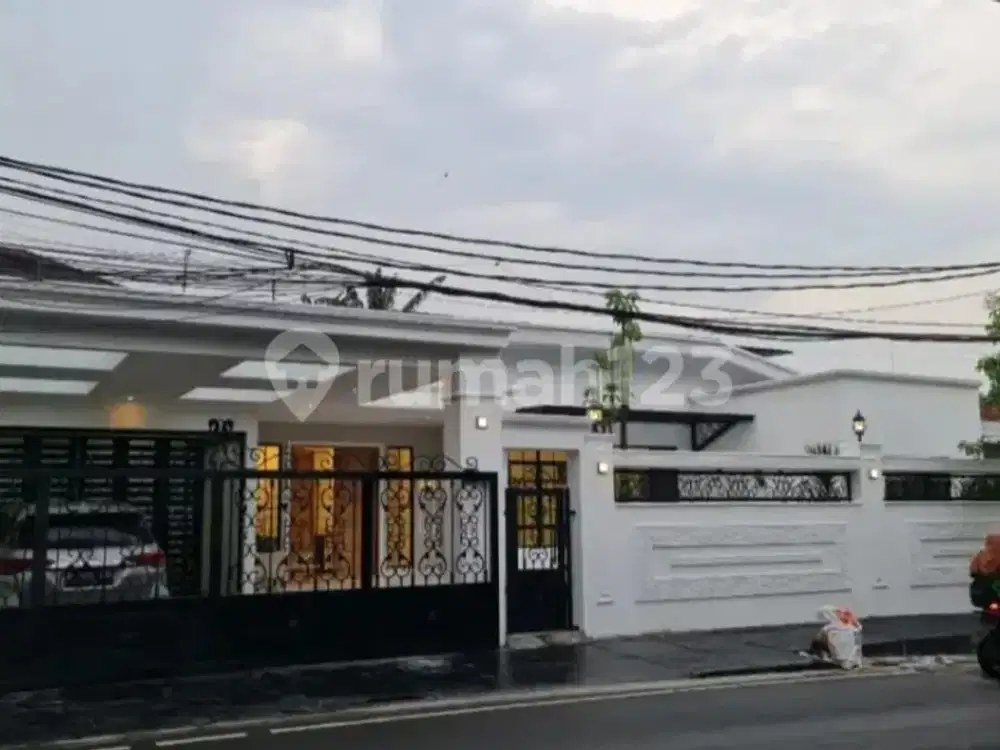 Rumah Modern Siap Huni di Sebrang Mall Chitos Cilandak Jakarta Selatan