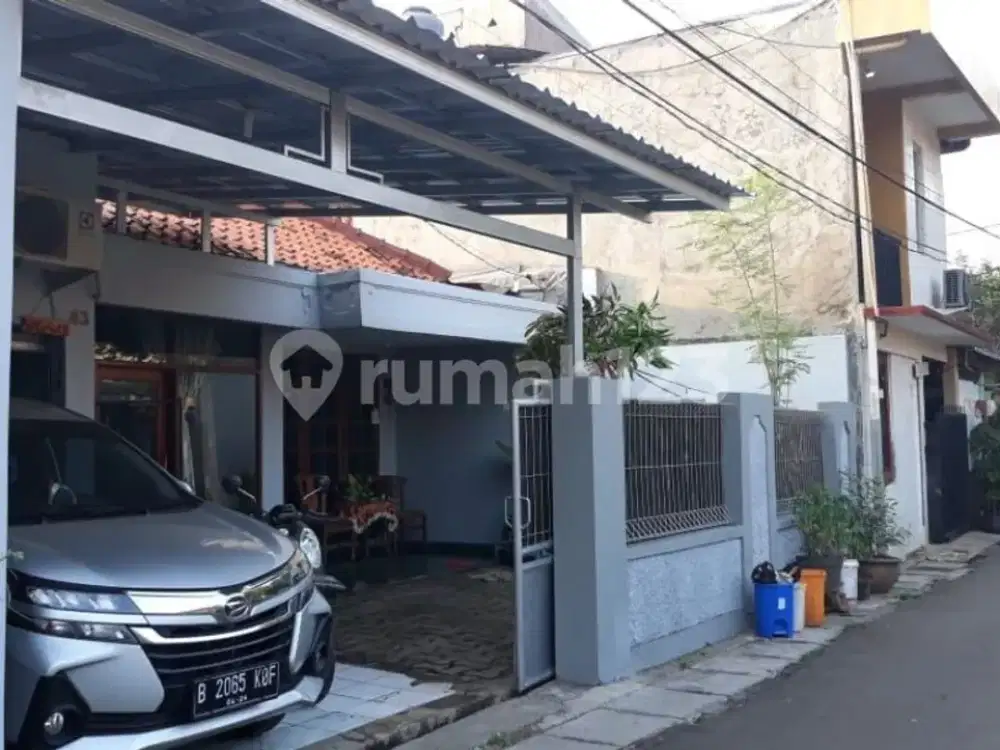 Rumah buat kost2 an belakang Universitas Assafiyah Jatiwaringin  Bekasi Jawa Barat