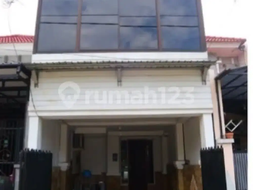 Rumah Modern siap huni dekat pintu tol Kelapa Gading Jakarta Utara