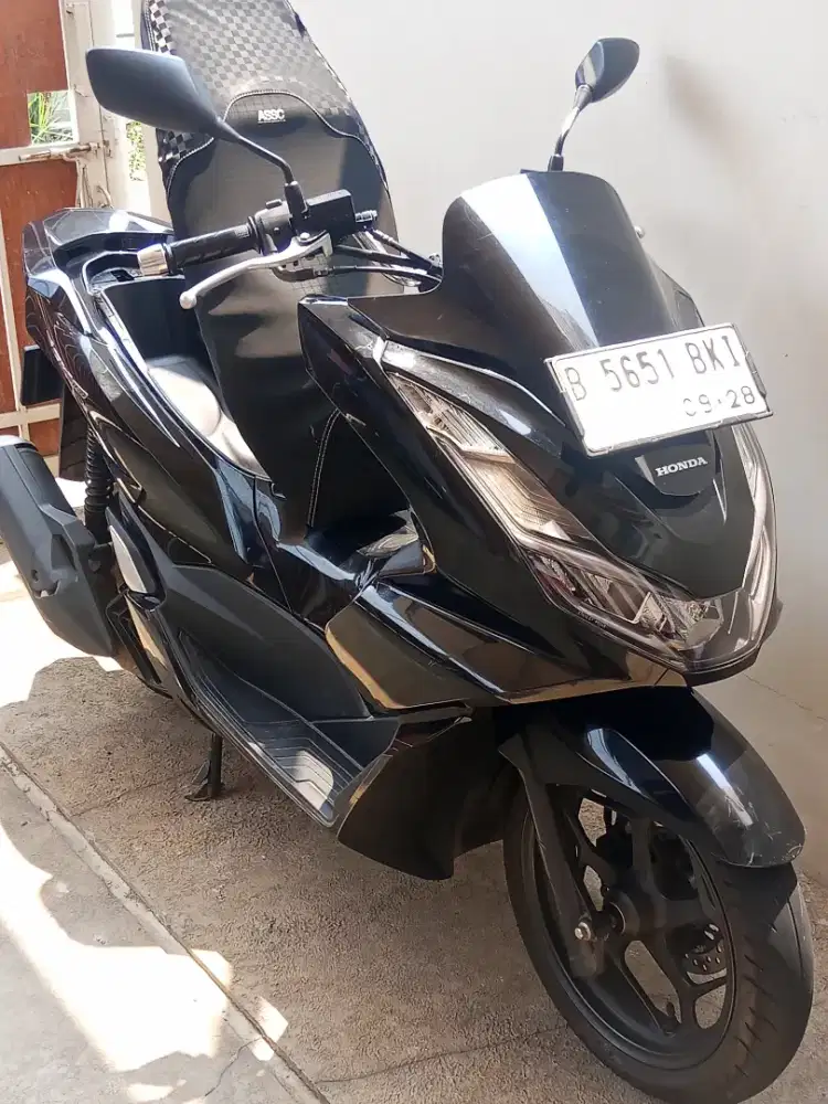 PCX 160 BLACK GLOSSY pemakaian pribadi mesin gress sekali
