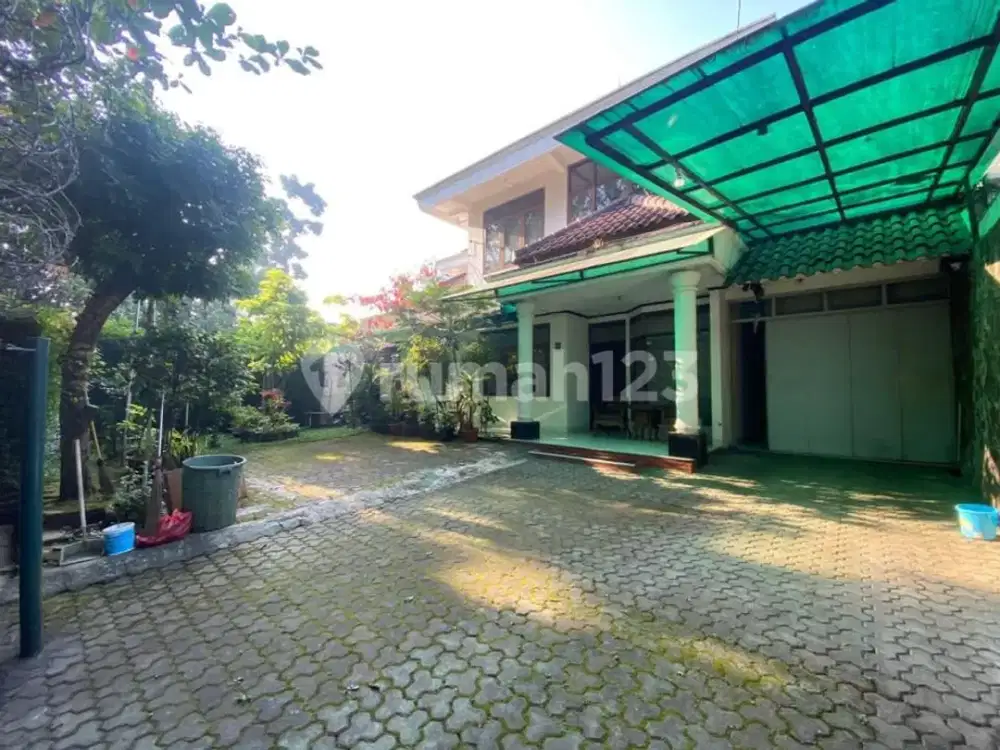 Rumah Strategis Terawat Sayap Supratman Bandung Kota