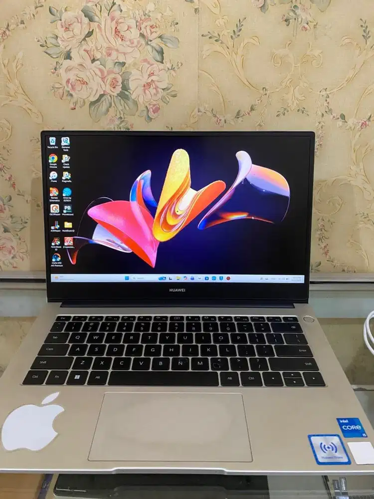 Laptop huawei nbd-wdh9