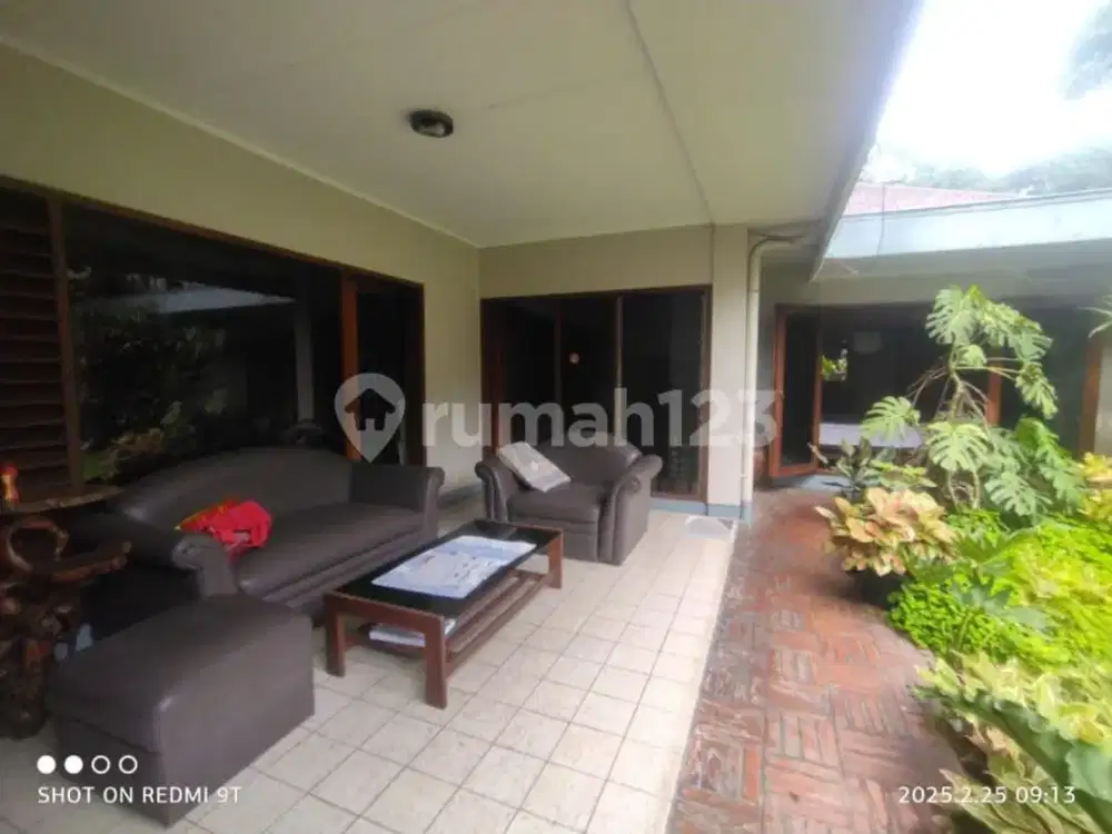 Rumah strategis di sayap dago dekat jl hasanudin bandung