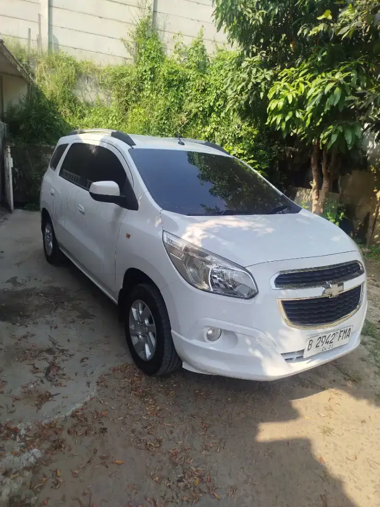 Jual Chevrolet spin LTZ 2015