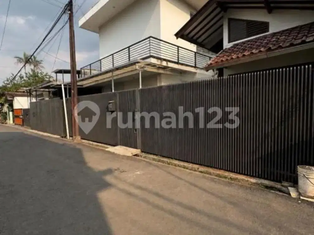 Rumah Asri Terawat di Antapani Mas Bandung