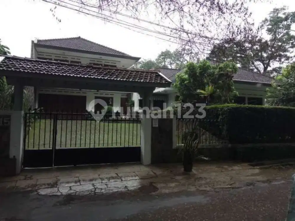 Rumah strategis di sayap dago bandung lokasi terbaik