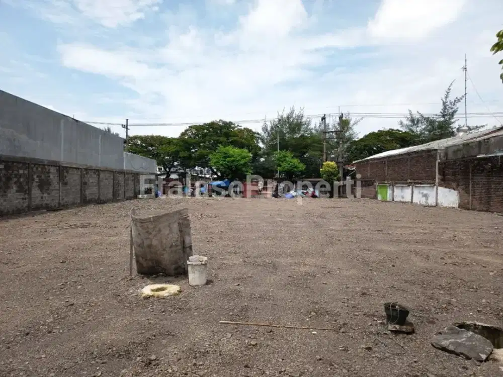 Dijual tanah komersial jalan raya kedung cowek dekat suramadu