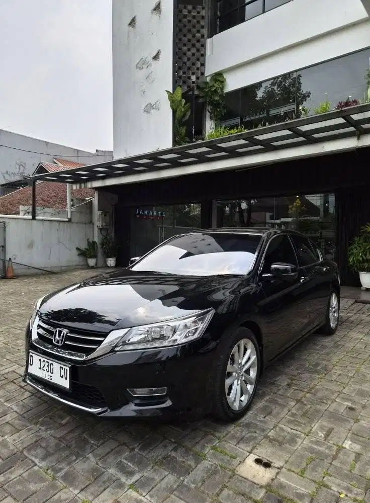 H ACCORD VTi L A/T 2013