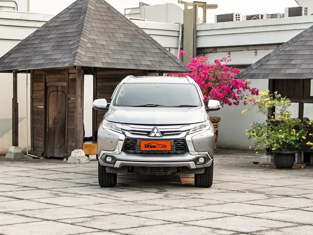 Mitsubishi Pajero Dakar 4x2 AT 2018 Abu-Abu