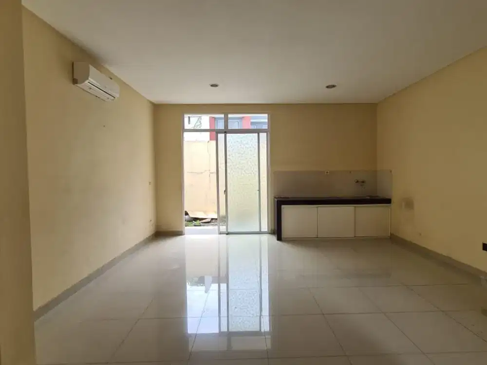 RUMAH DI GREENLAKE CITY TANGERANG