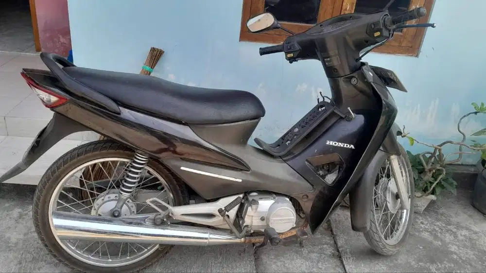 Jual motor Honda Supra fit 2006