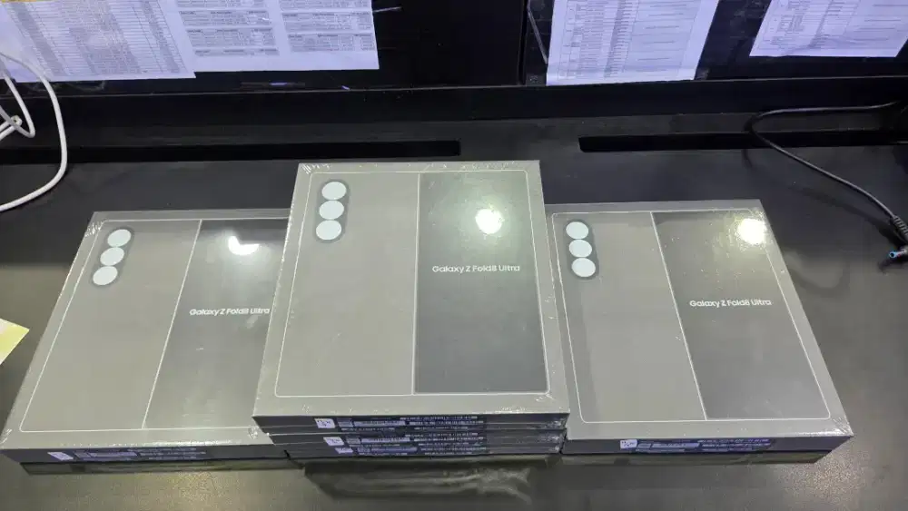 Samsung galaxy Zfold8 ultra 12/256 cicilan ktp saja