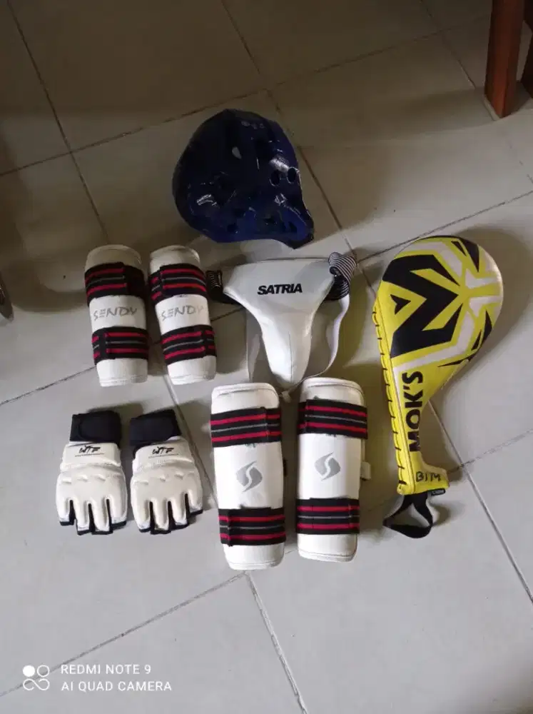 Jual Sepaket perlengkapan Taekwondo