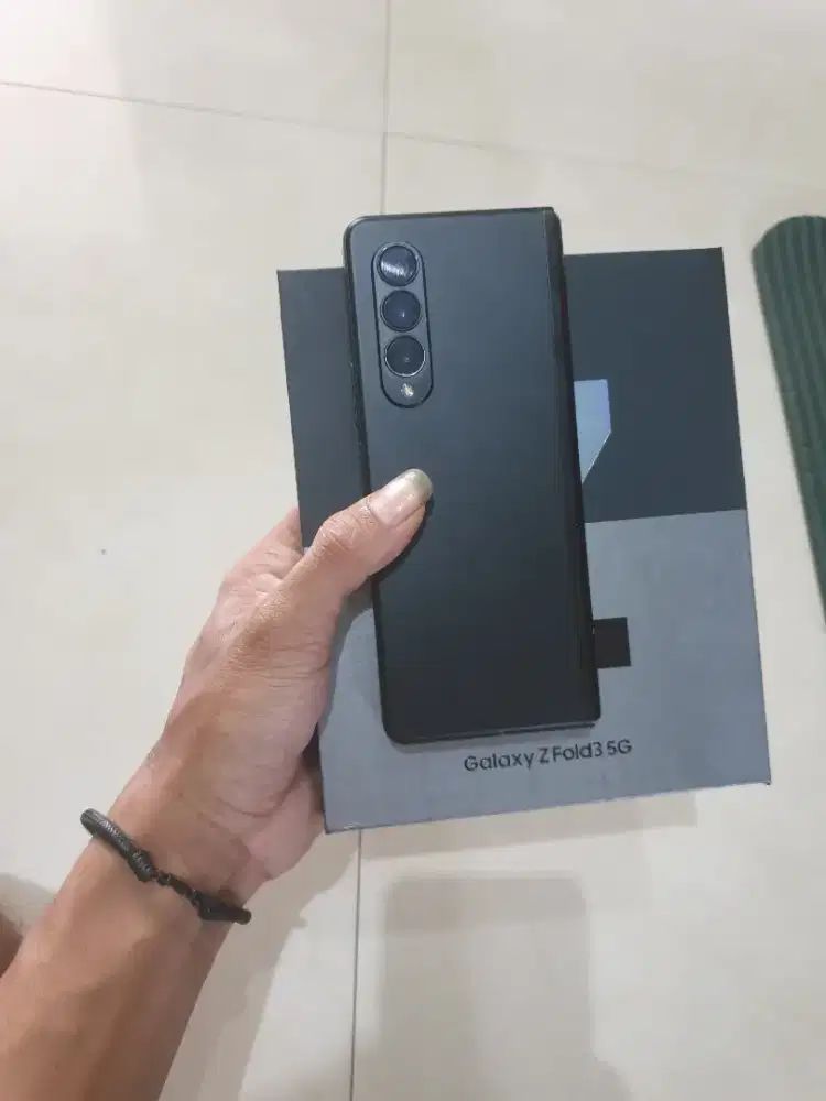 Samsung galaxy zfold3 12/256 fullset