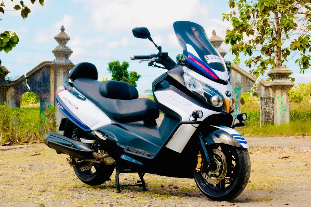SYM MAXSYM 400i mulus piaggio MP3 Forza 250 Xmax 250