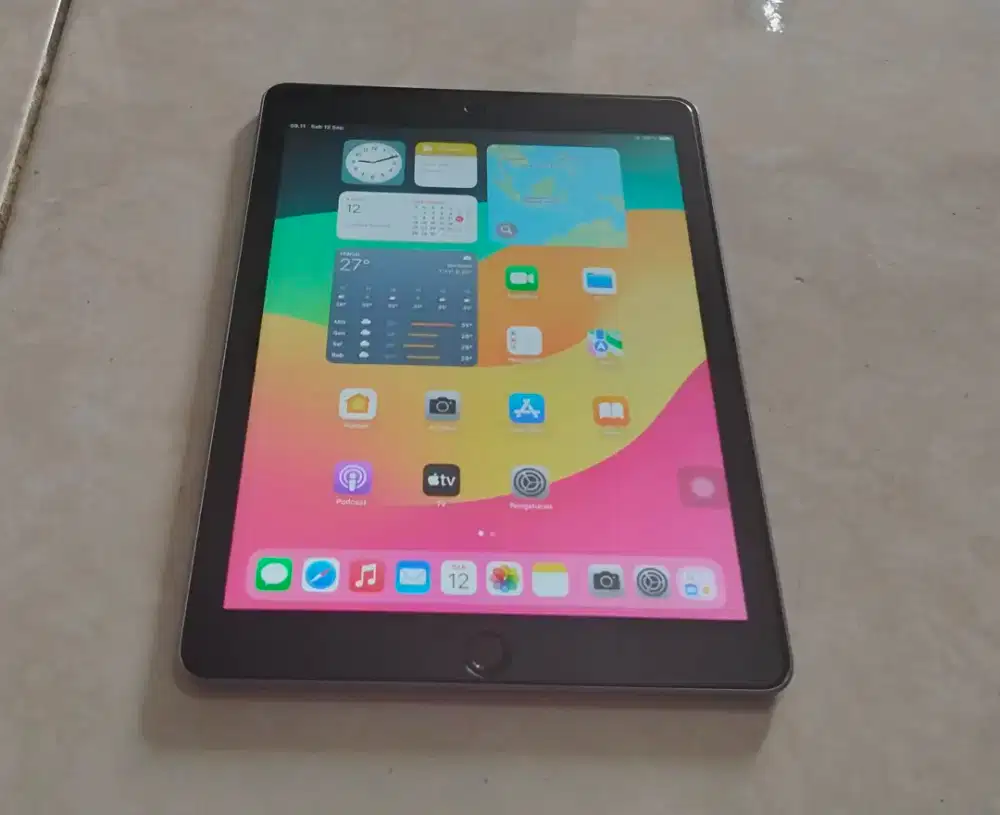 iPad Gen 6 Wi-Fi 32GB iBox