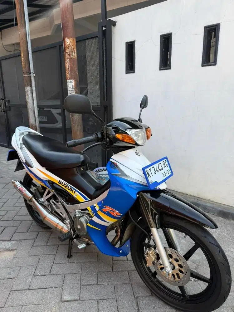 Satria hiu th 2005 plat KT kalimantan full istimewa
