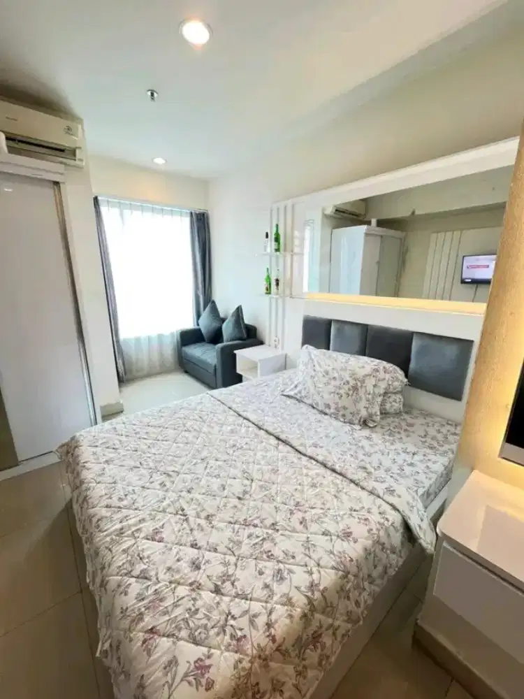 sewa apartemen harian green Pramuka city Jakarta pusat