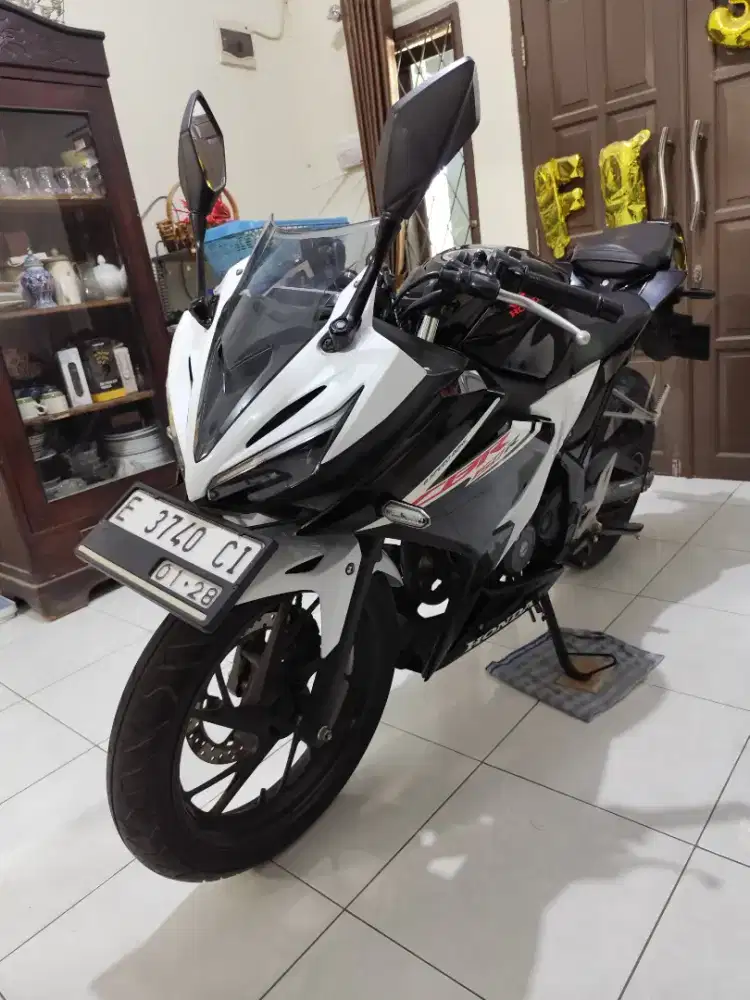 CBR 150R 2018 KM 5rb