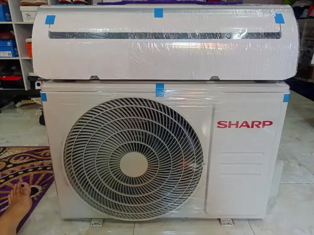 AC sharp second
