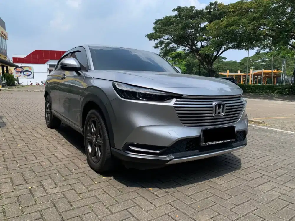 HARGA CASH TERMURAH!! HONDA NEW HRV 1.5 E CVT MATIC 2022 SILVER