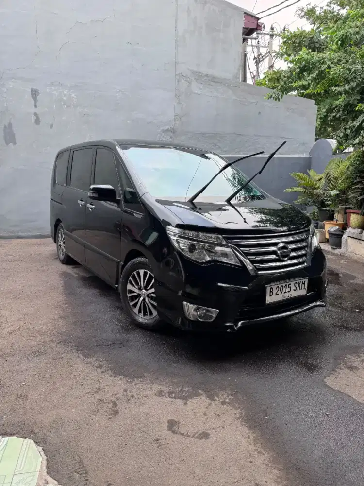 DIJUAL BU - NISSAN SERENA HWS 2.0 A/T 2015 FACELIFT