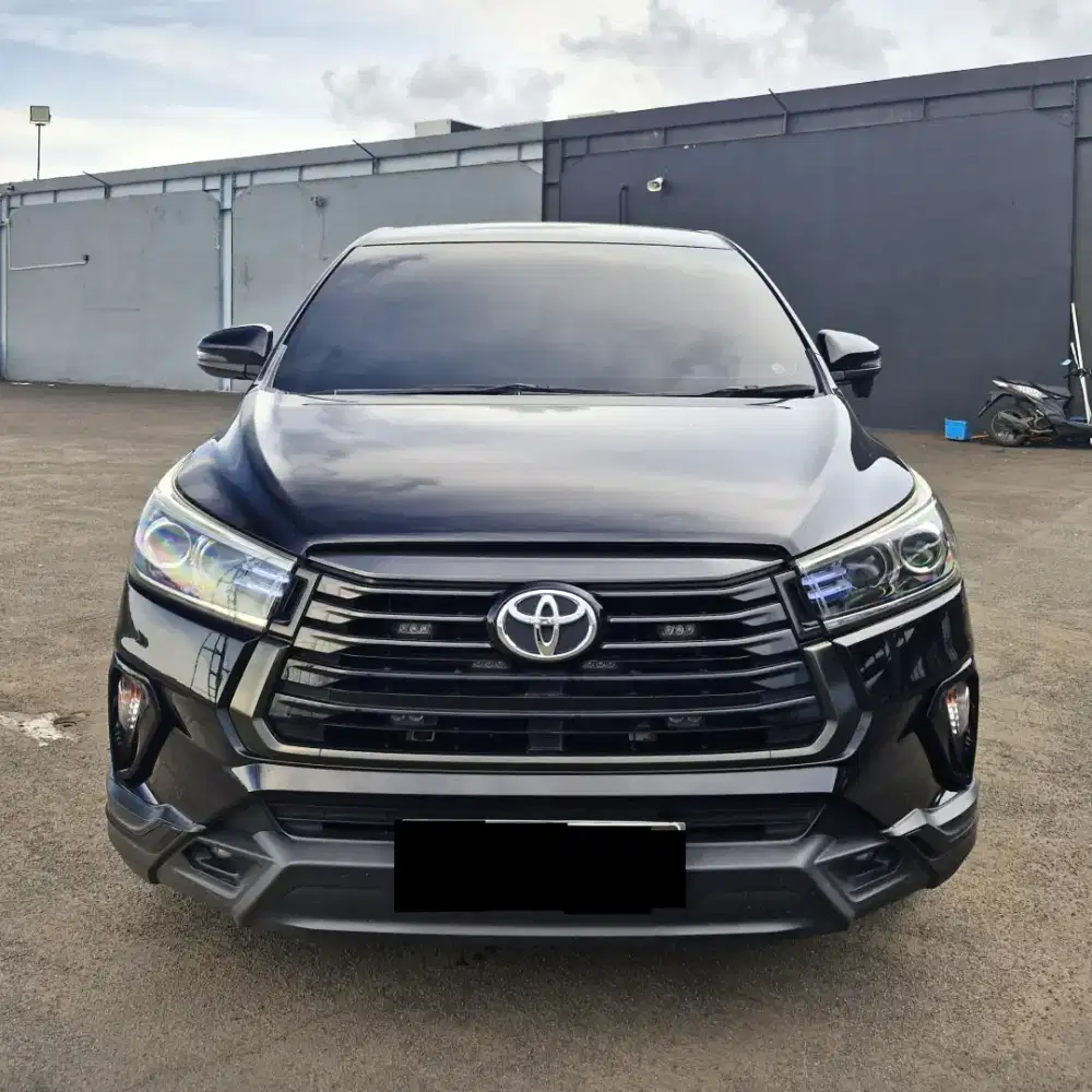 Toyota Innova Venturer Diesel Nik 2021