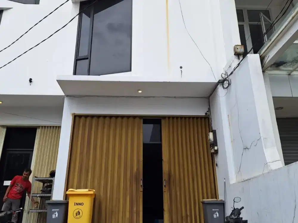 RUKO DI PLUIT KARANG JELITA