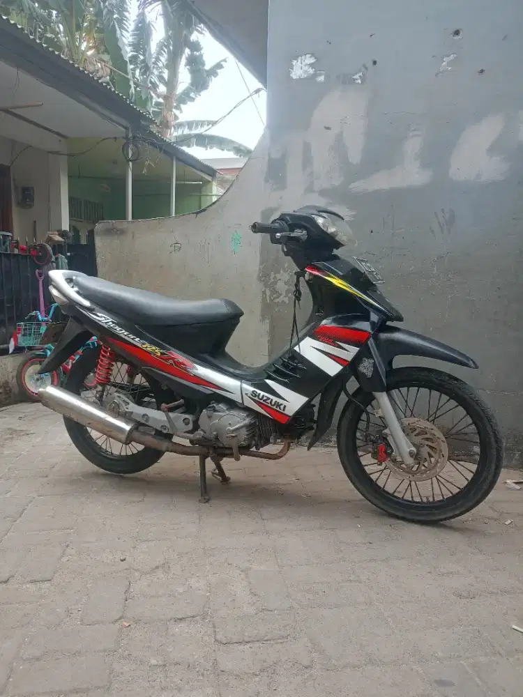 Suzuki Shogun 125 th 2004 mesin enak halus