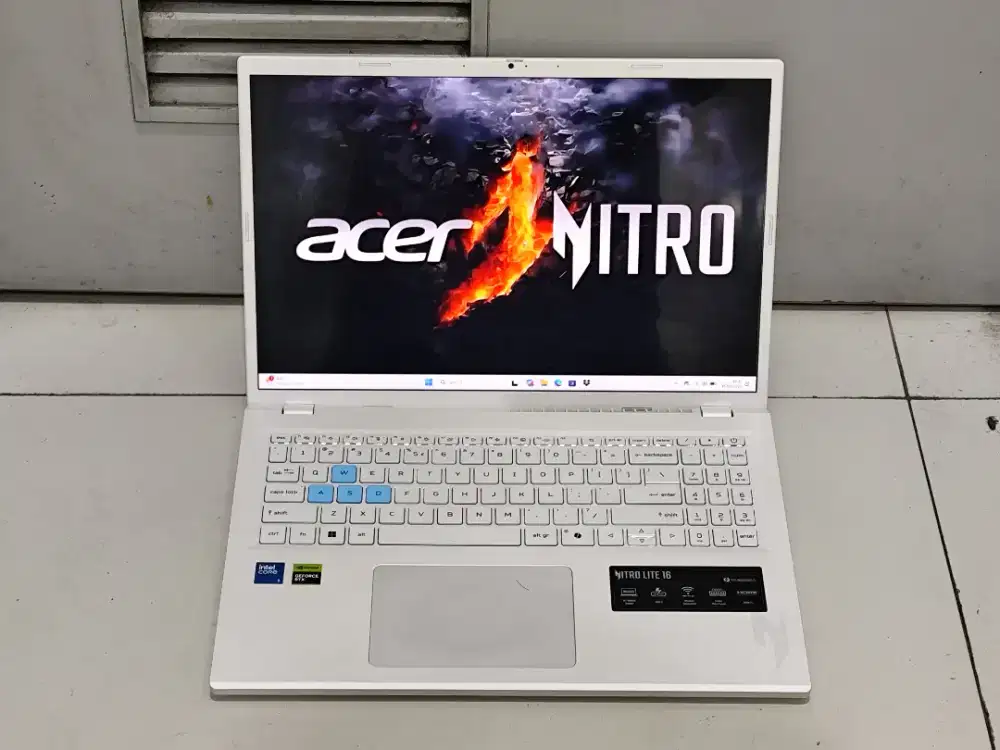 ACER NITRO LITE Intel Core5 210H U RAM 16GB SSD 512GB NVIDIA RTX 3050