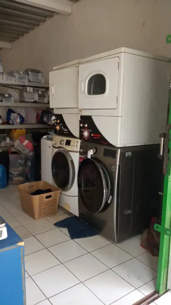 LOWONGAN KERJA LAUNDRY