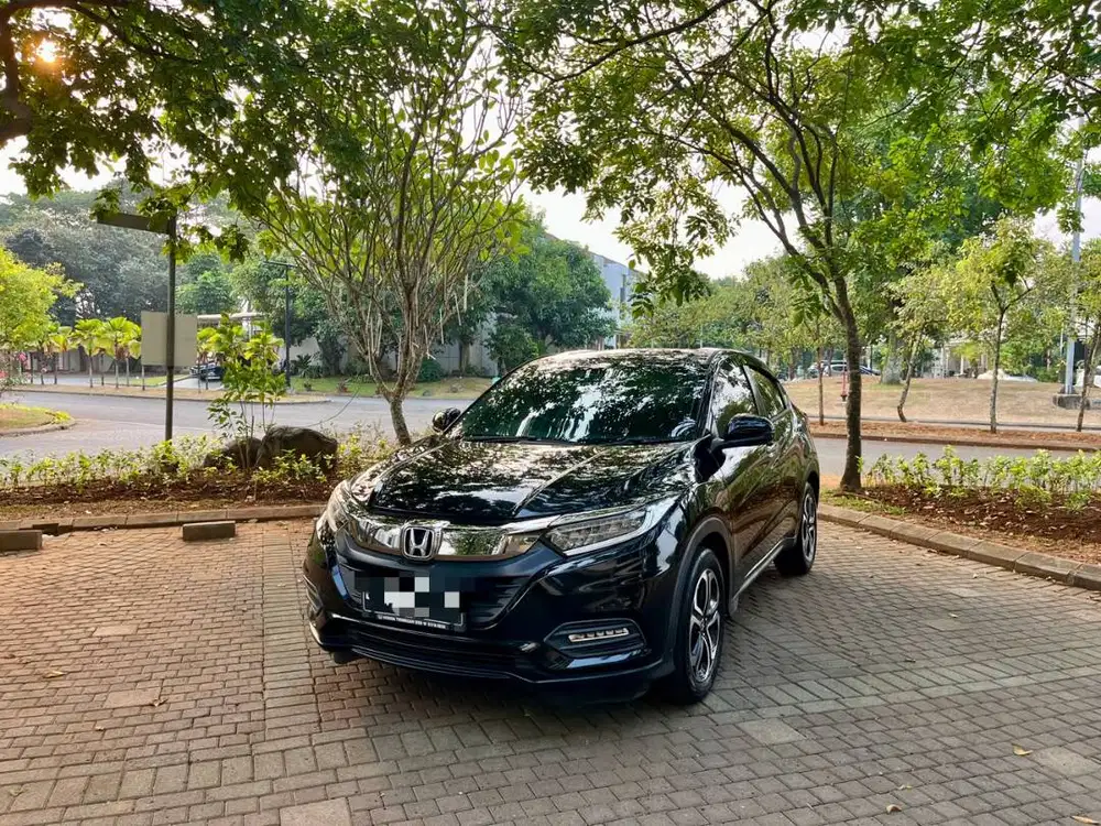 Honda HRV 1.5 E Special Edition AT Matic 2019 Hitam km : 65k