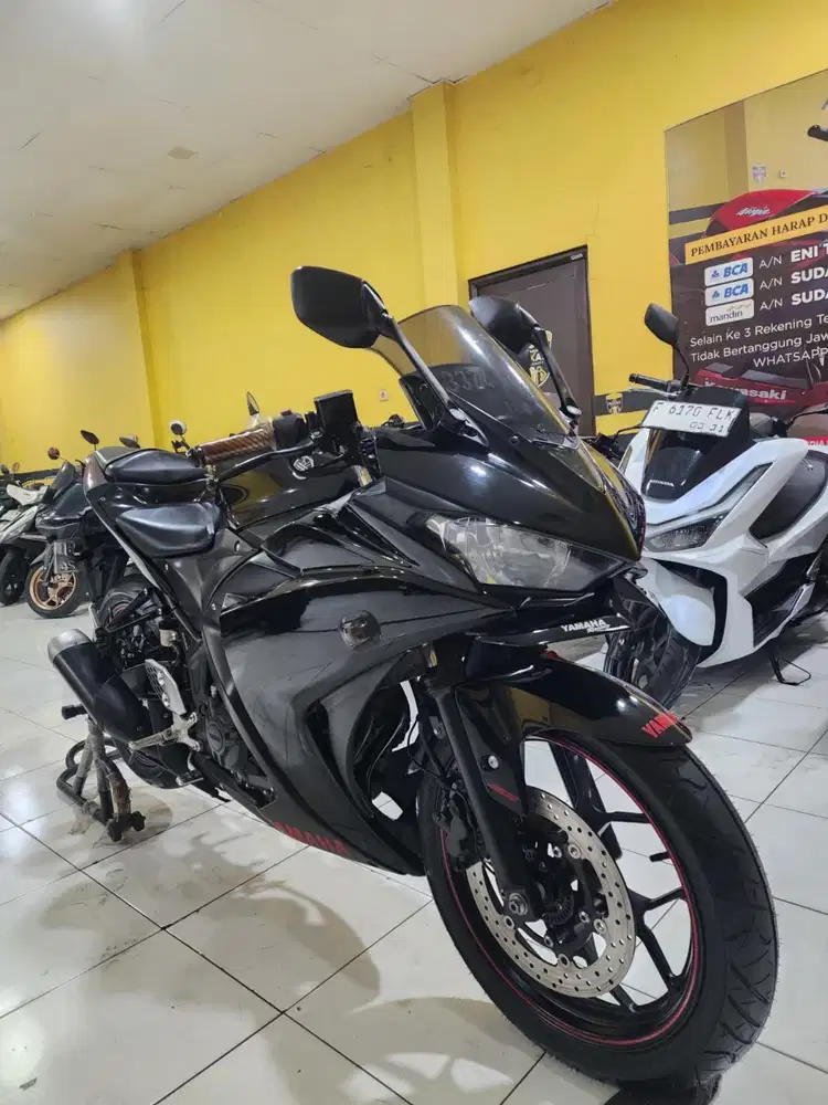 YAMAHA R25 THN 2015