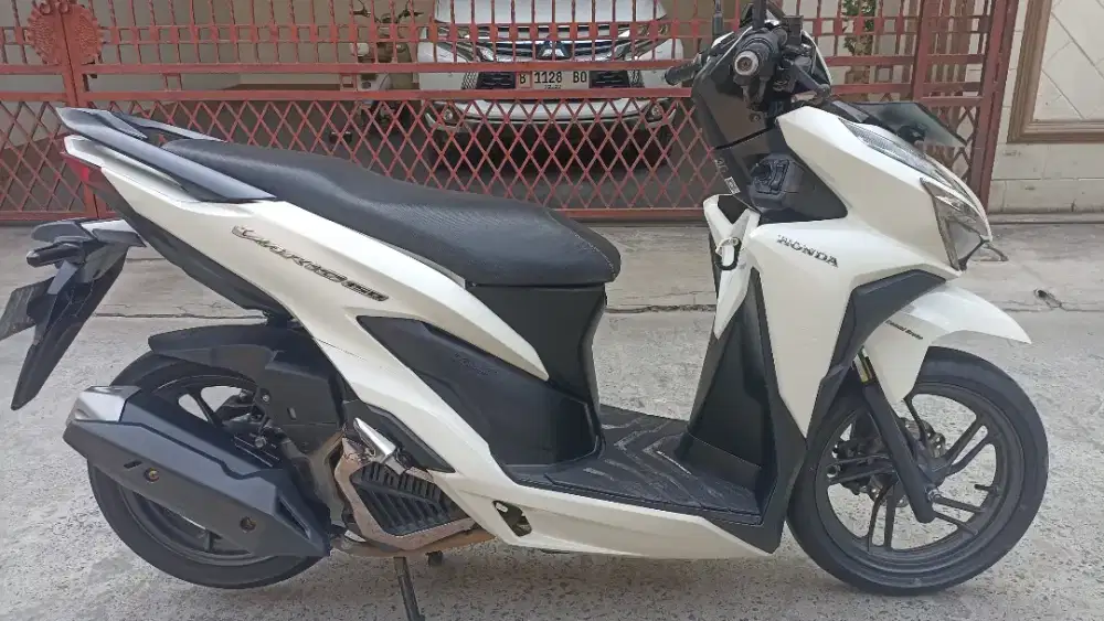 Honda Vario 150 LED keyles tahun 2018 ( pajak baru 10-2027 ).