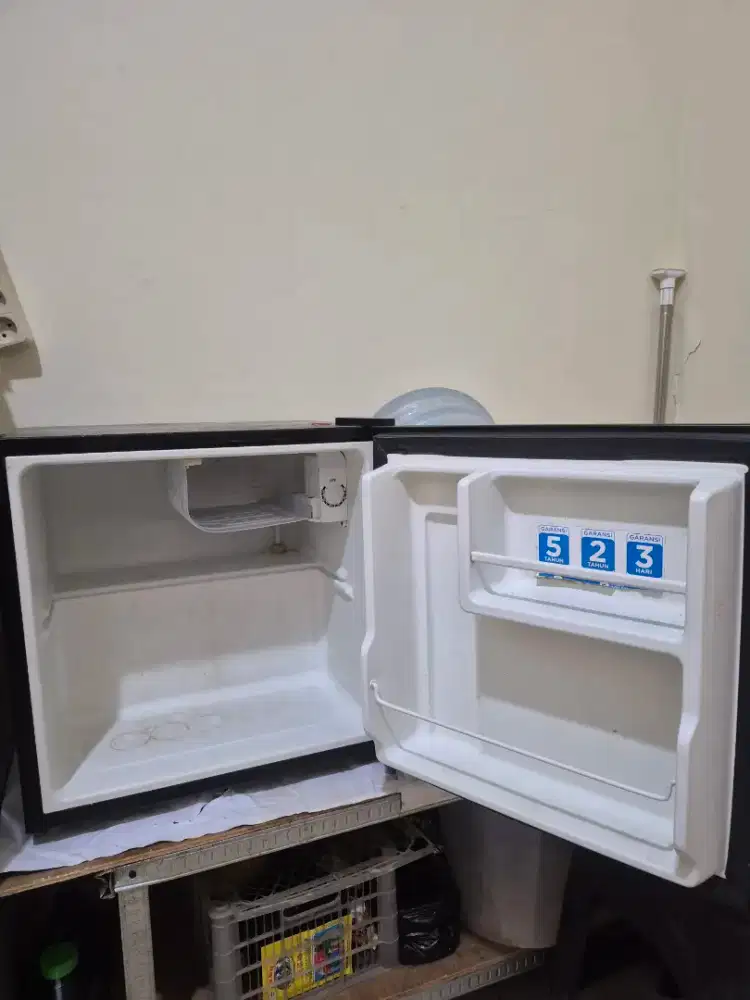 Jual cepat kulkas mini