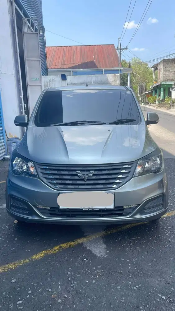 Wuling Confero 1.5 DB - Grey (abu-abu metalik) 2022